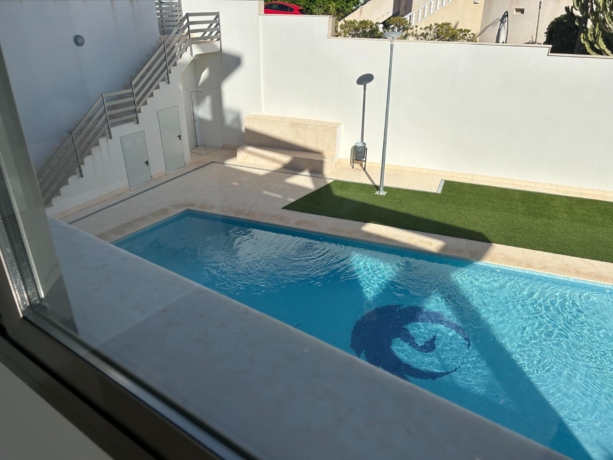 property image #0