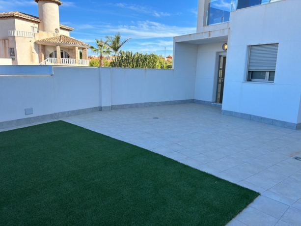 property image #3