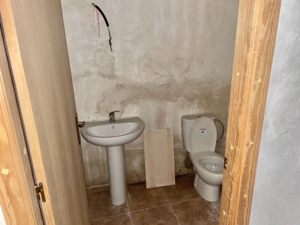 property image #4