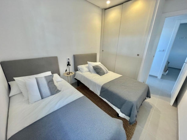 property image #3