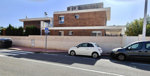 property image #1