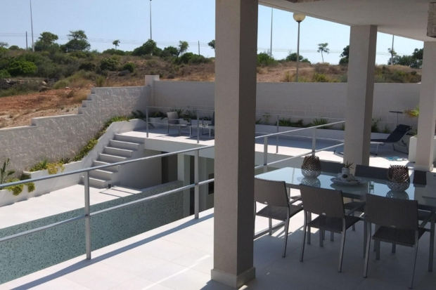 property image #3