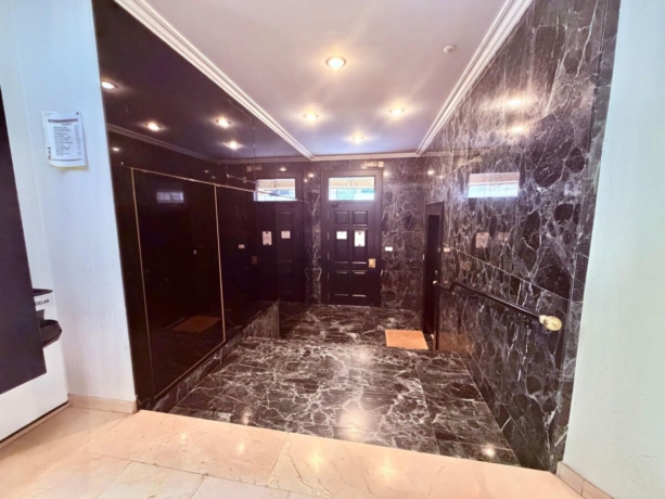 property image #1