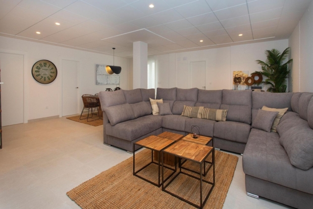 property image #3