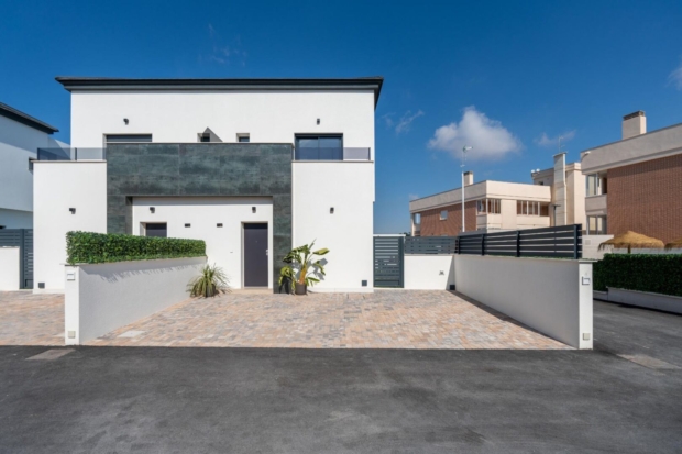 property image #0