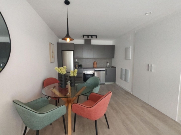 property image #3