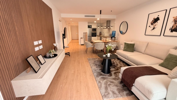 property image #3