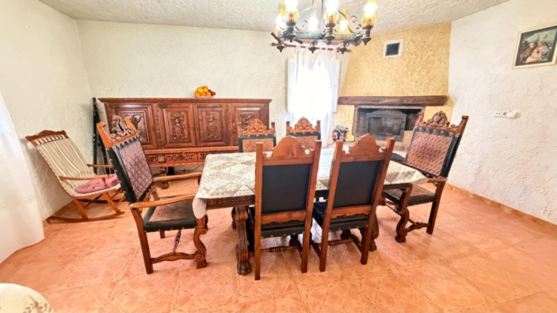 property image #3