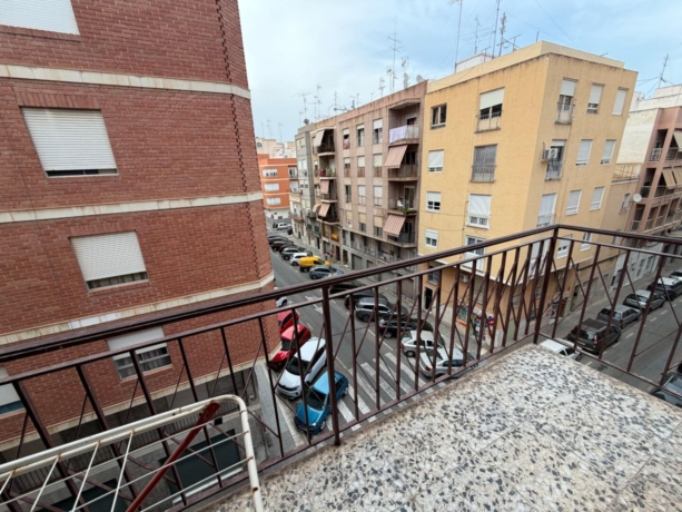 property image #3