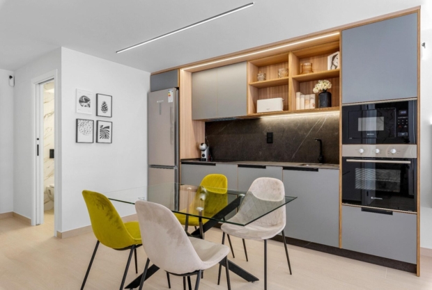 property image #3