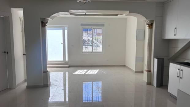 property image #1