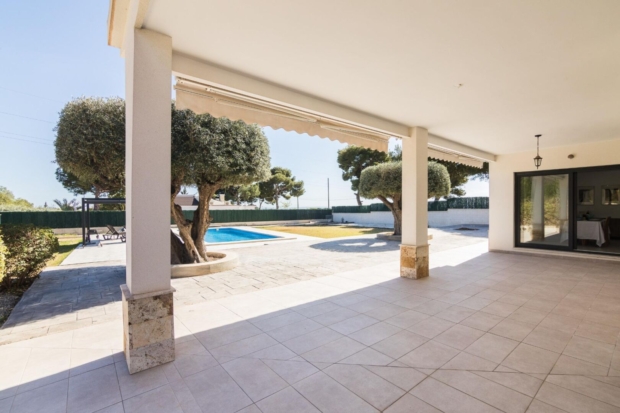 property image #3