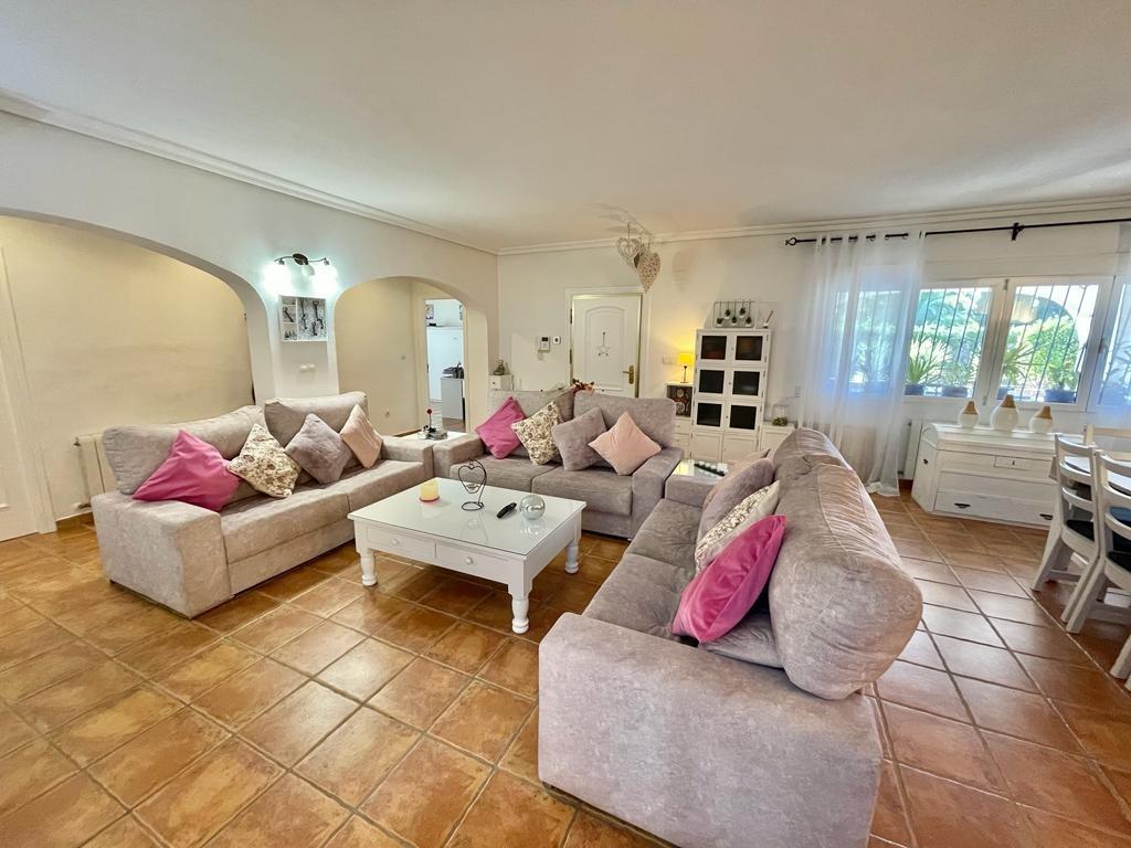 property image #3