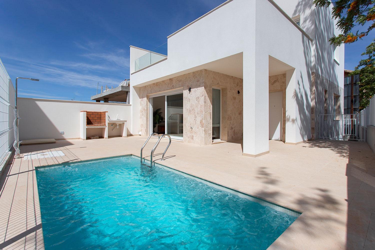 property image #0