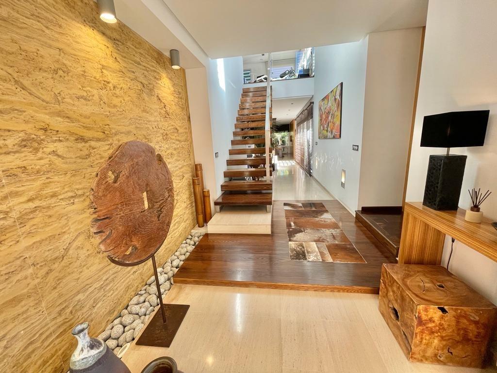 property image #1