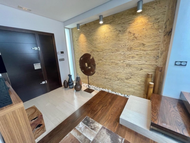 property image #2