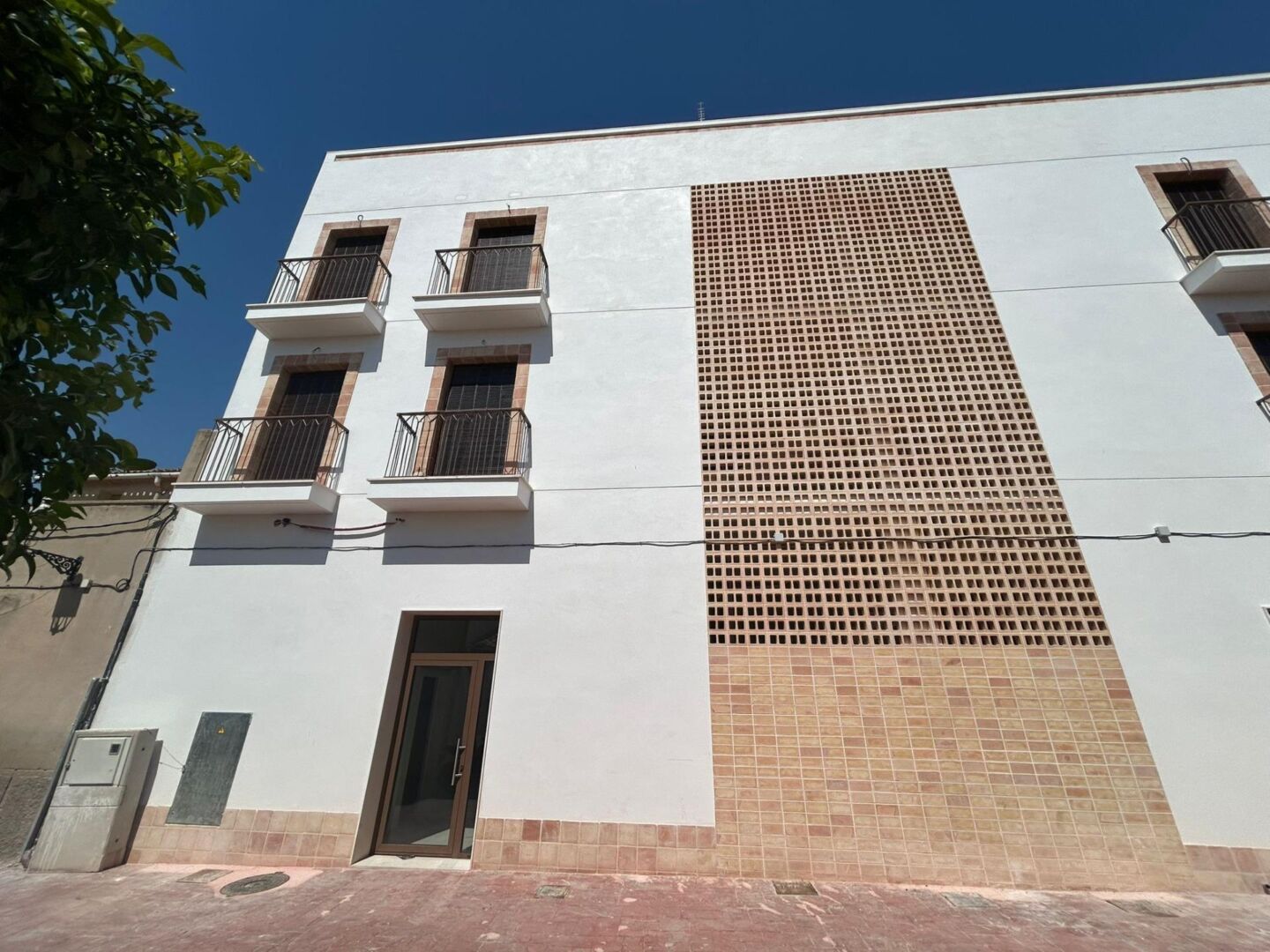 property image #4