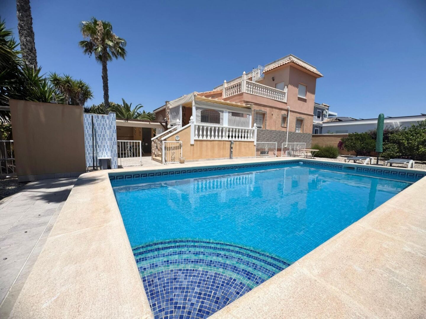 property image #0