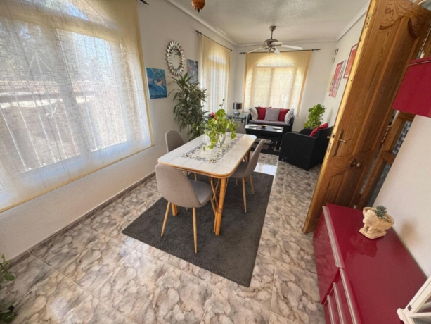 property image #3