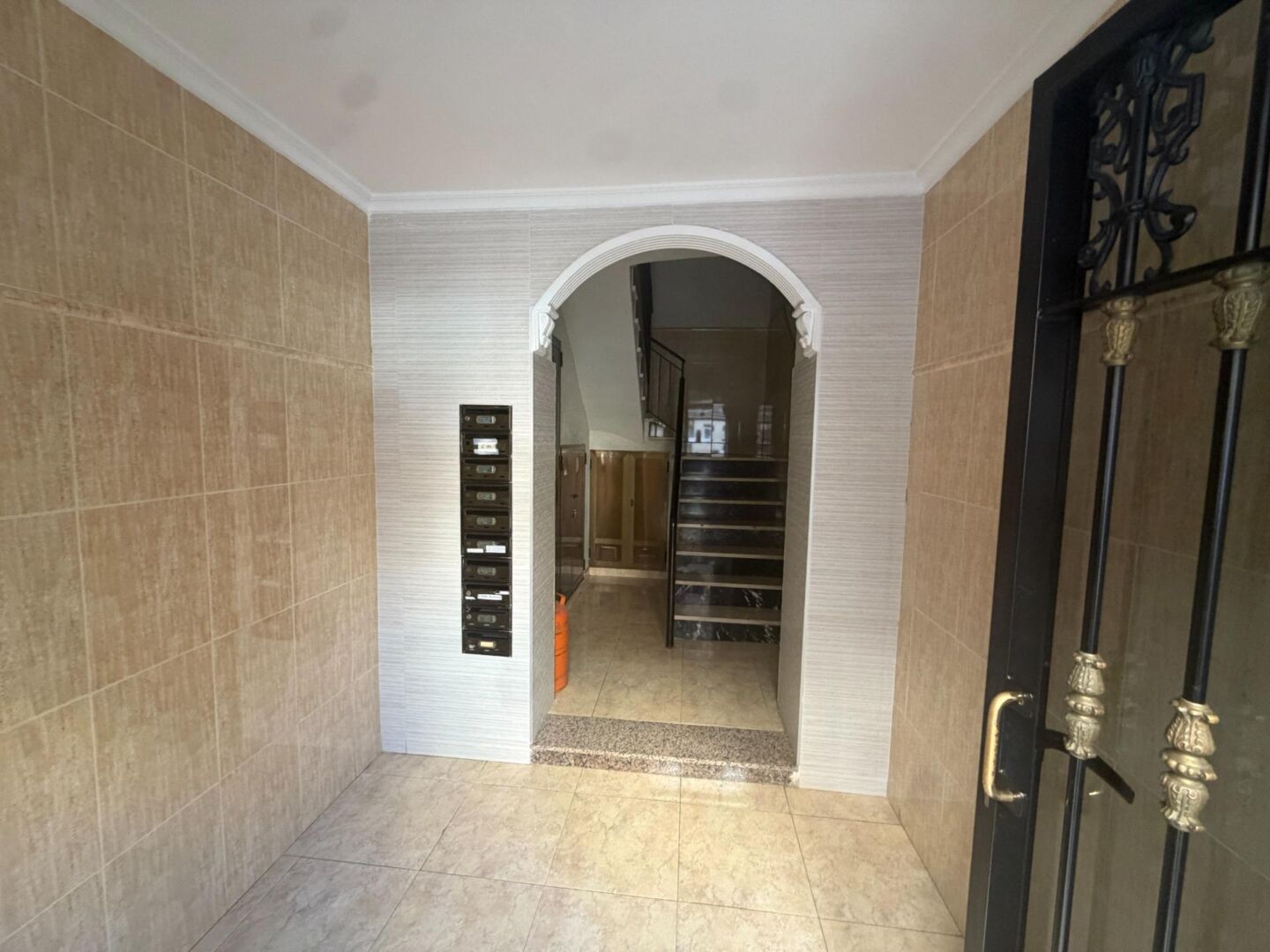 property image #2